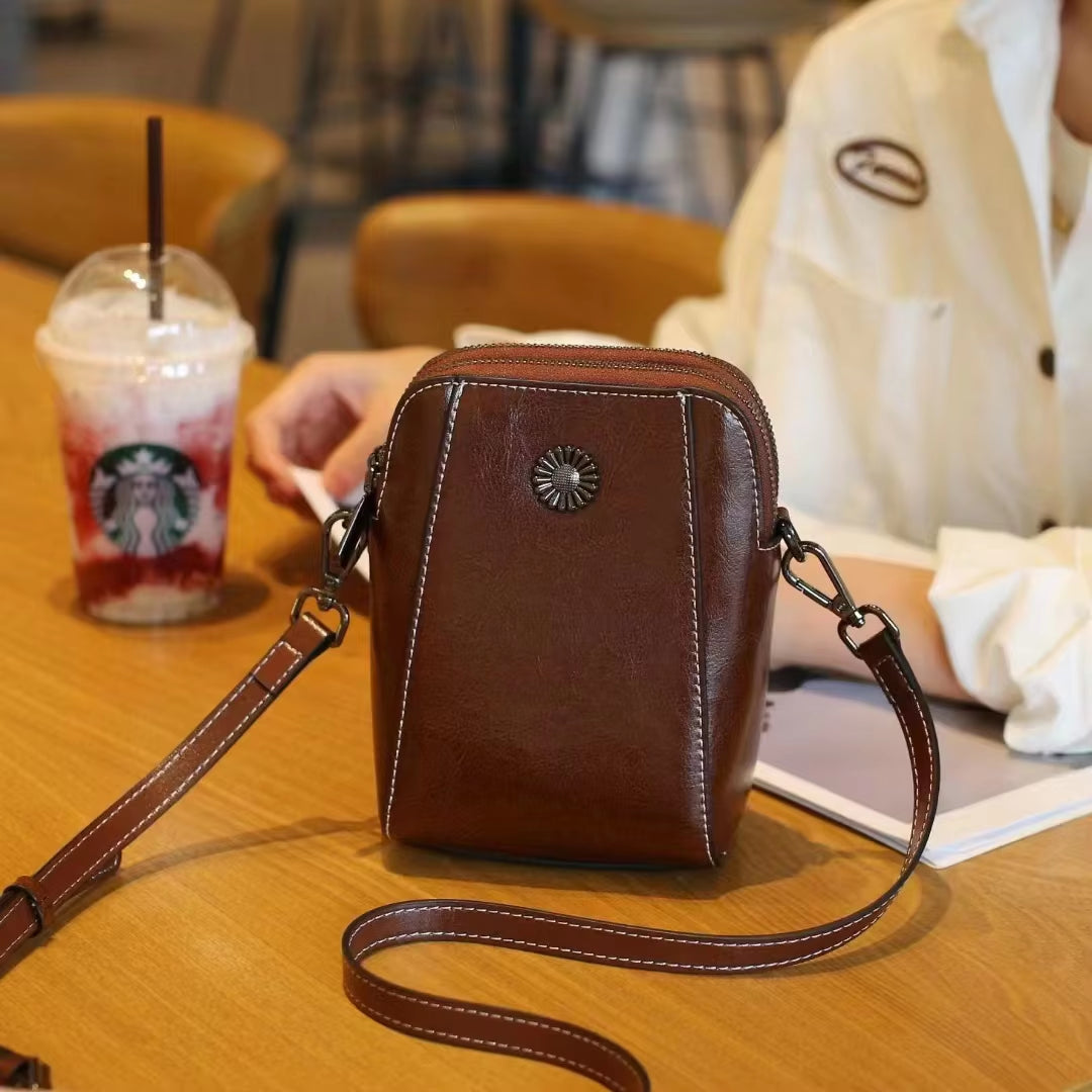 Leather Women'S Mobile Phone Bag Single Shoulder Messenger Purse Fashion All-Match Oil Wax Cowhide Casual Crossbody Small Bag